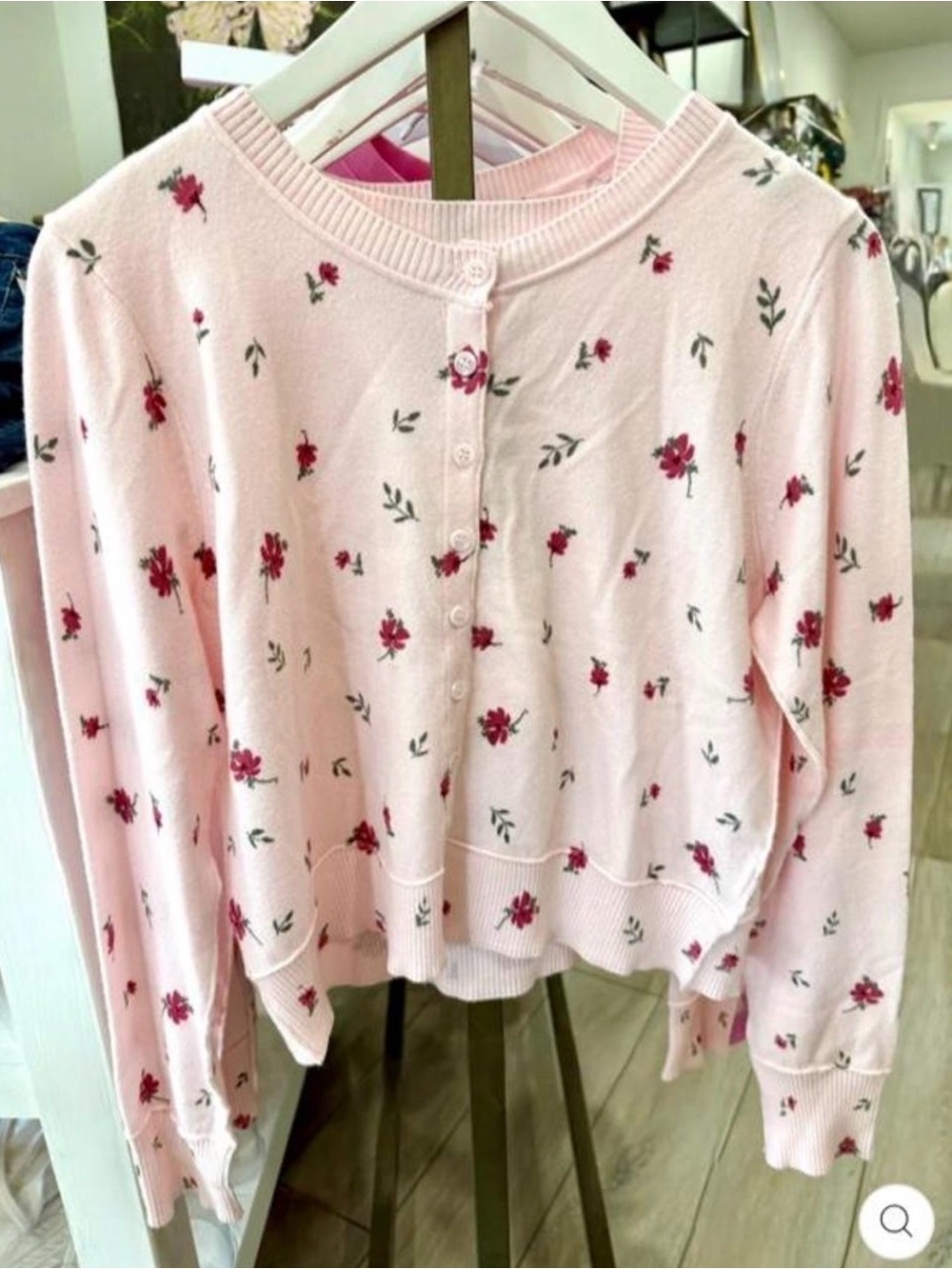 Do Not Buy ISO Pink Rose TJMaxx Marshalls Cardigan Size XL